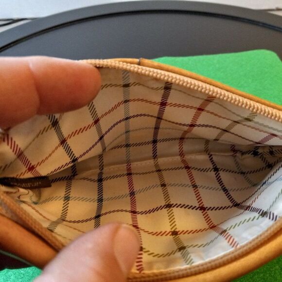 Coach light tan wristlet - Picture 6 of 10